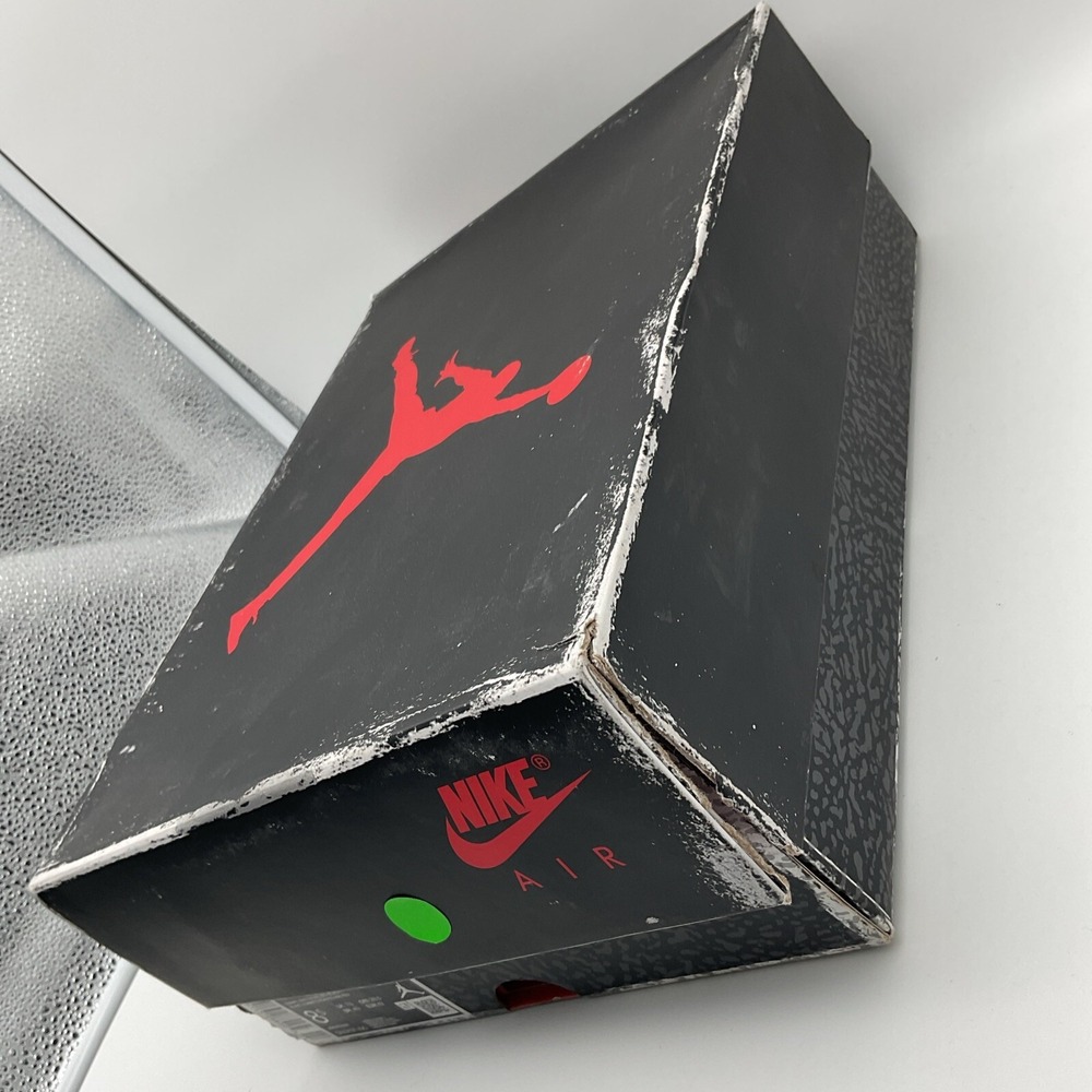 Size 8.5 - Jordan 3 Retro Mid White Cement Reimagined (DN3707-100)‎ - Picture 8 of 8